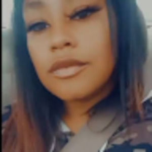 Meet your Posher, Agnes